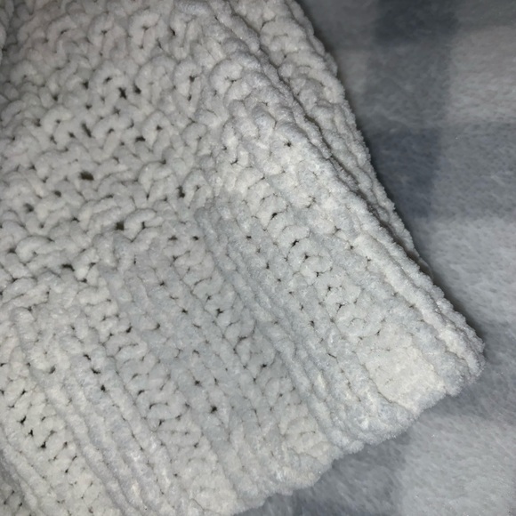 Aeropostale Chunky Knit Sweater - Picture 3 of 4